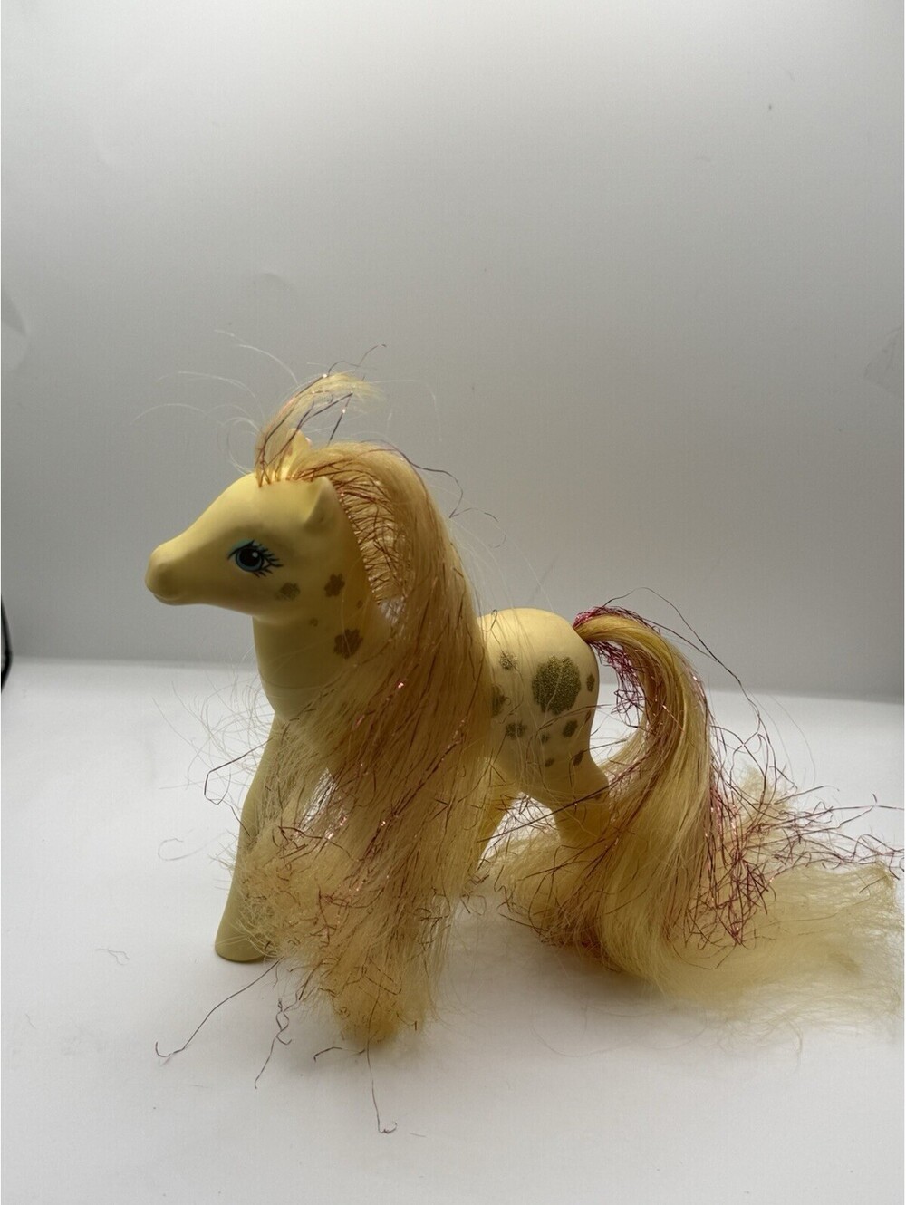 Vintage MLP Hasbro Yellow Twinkler Glitter Sweetheart Sister Pony